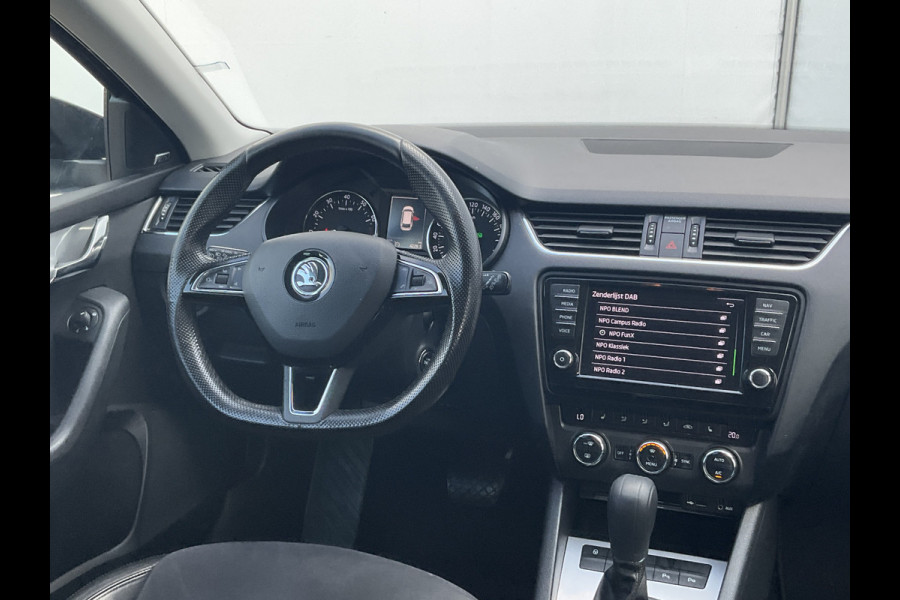Škoda Octavia Combi 1.4 TSI Style Xenon Aut Trekhaak Canton Stoelverw Carplay Voll.Onderhouden!