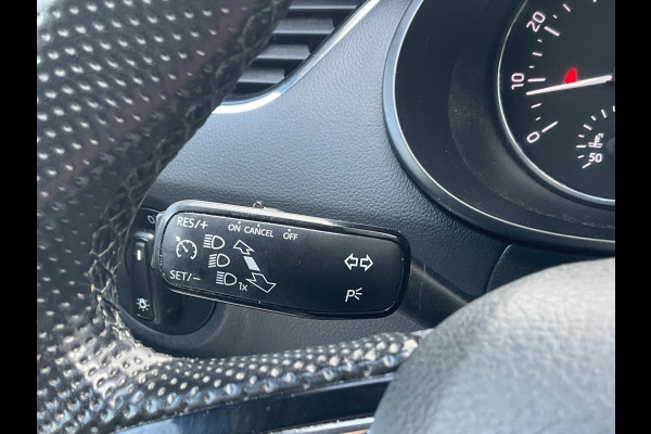 Škoda Octavia Combi 1.4 TSI Style Xenon Aut Trekhaak Canton Stoelverw Carplay Voll.Onderhouden!