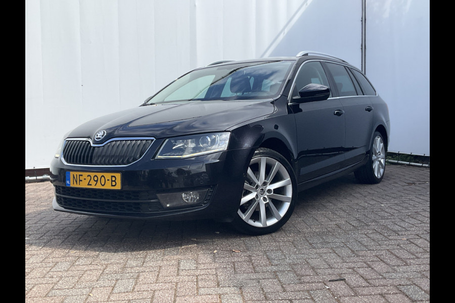 Škoda Octavia Combi 1.4 TSI Style Xenon Aut Trekhaak Canton Stoelverw Carplay Voll.Onderhouden!