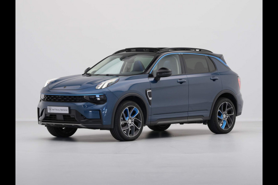 Lynk & Co 01 1.5 Panorama 360 Camera Stoelverwarming Side Assist 213