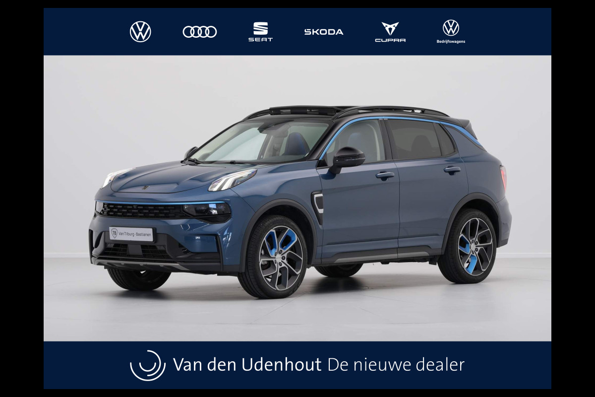 Lynk & Co 01 1.5 Panorama 360 Camera Stoelverwarming Side Assist 213 Lynk & Co 01 1.5 Panorama 360 Camera Stoelverwarming Side Assist 213