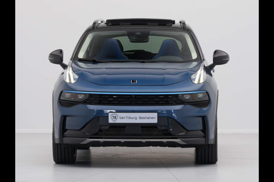 Lynk & Co 01 1.5 Panorama 360 Camera Stoelverwarming Side Assist 213