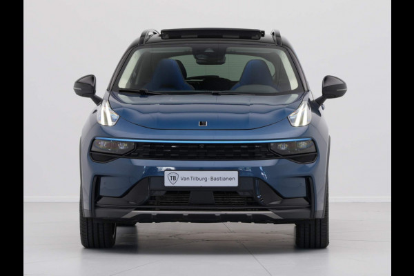 Lynk & Co 01 1.5 Panorama 360 Camera Stoelverwarming Side Assist 213