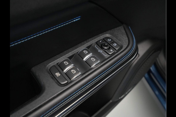Lynk & Co 01 1.5 Panorama 360 Camera Stoelverwarming Side Assist 213