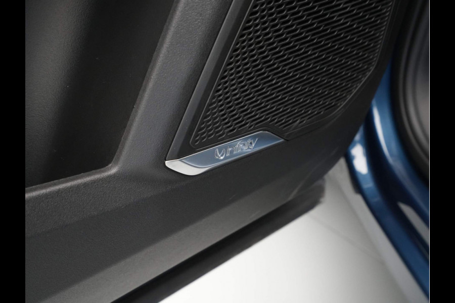 Lynk & Co 01 1.5 Panorama 360 Camera Stoelverwarming Side Assist 213