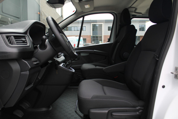 Renault Trafic 2.0 Blue dCi 130 T29 L2H1 Advance DC 130pk - Trekhaak - LED - Cruise - Carplay - Camera - Lane - Rijklaar