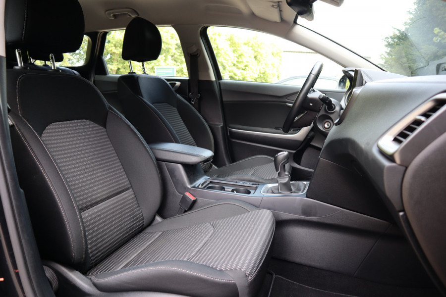 Kia Ceed Sportswagon 1.5 T-GDi DynamicLine | Trekhaak | Camera | Carplay | Navi |