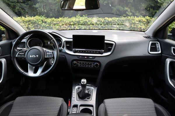 Kia Ceed Sportswagon 1.5 T-GDi DynamicLine | Trekhaak | Camera | Carplay | Navi |