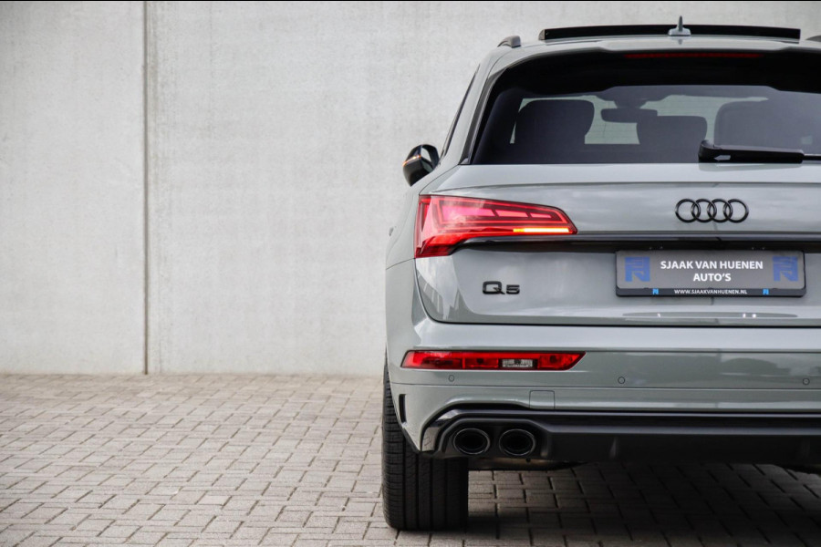Audi Q5 50 TFSI e Quattro Competition S Edition S-Line 299pk Automaat! 1e|DLR|Panoramadak|Virtual Cockpit|Kuipstoelen|OLED|360|B&O