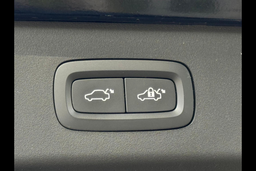Lynk & Co 01 1.5 plug in hybride AUTOMAAT 262 pk,schuifdak, perfecte staat, Nederlandse auto met nationale auto pas