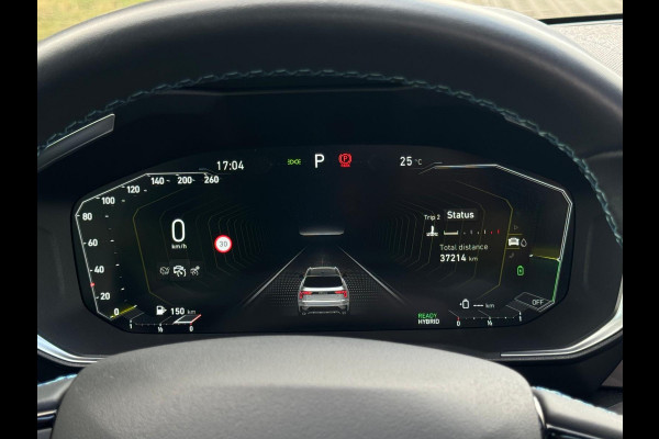 Lynk & Co 01 1.5 plug in hybride AUTOMAAT 262 pk,schuifdak, perfecte staat, Nederlandse auto met nationale auto pas
