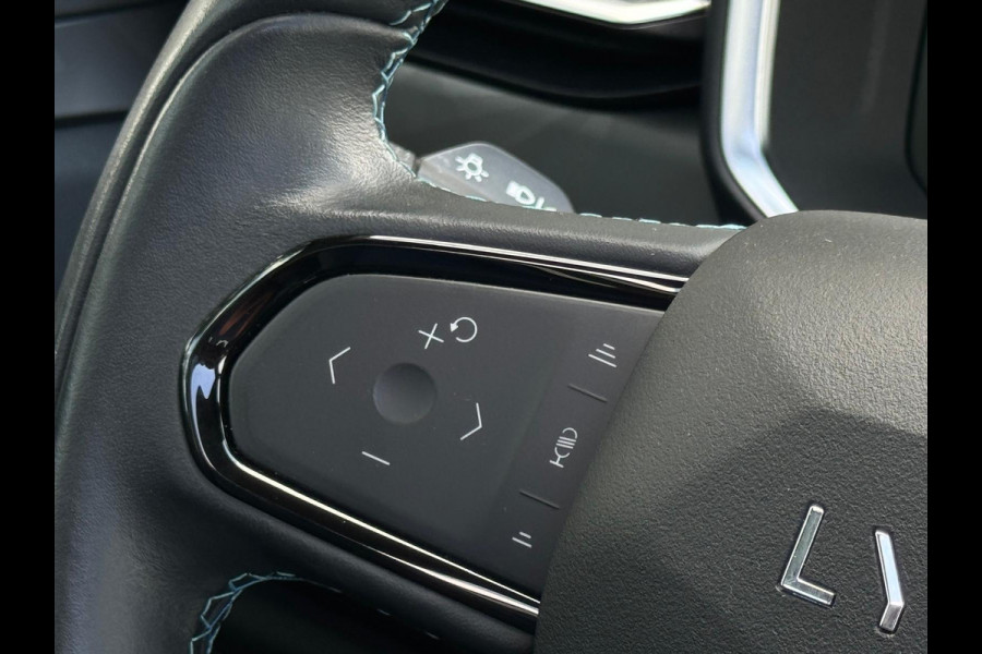Lynk & Co 01 1.5 plug in hybride AUTOMAAT 262 pk,schuifdak, perfecte staat, Nederlandse auto met nationale auto pas