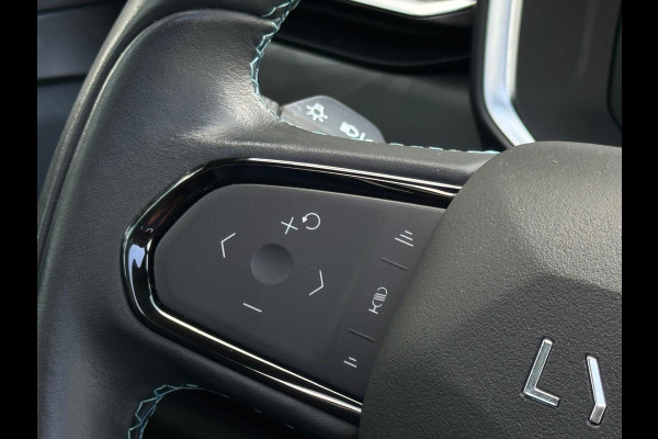 Lynk & Co 01 1.5 plug in hybride AUTOMAAT 262 pk,schuifdak, perfecte staat, Nederlandse auto met nationale auto pas