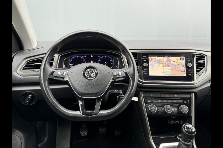 Volkswagen T-Roc BWJ 2019 | 1.0 TSI 116PK Style | PANO | CLIMA | NAVI | 17'' LMV | LED | PRIVACY GLASS