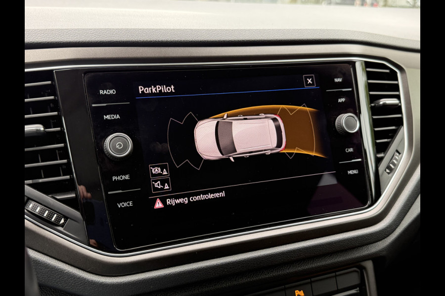 Volkswagen T-Roc BWJ 2019 | 1.0 TSI 116PK Style | PANO | CLIMA | NAVI | 17'' LMV | LED | PRIVACY GLASS
