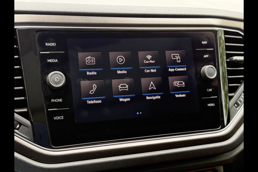 Volkswagen T-Roc BWJ 2019 | 1.0 TSI 116PK Style | PANO | CLIMA | NAVI | 17'' LMV | LED | PRIVACY GLASS