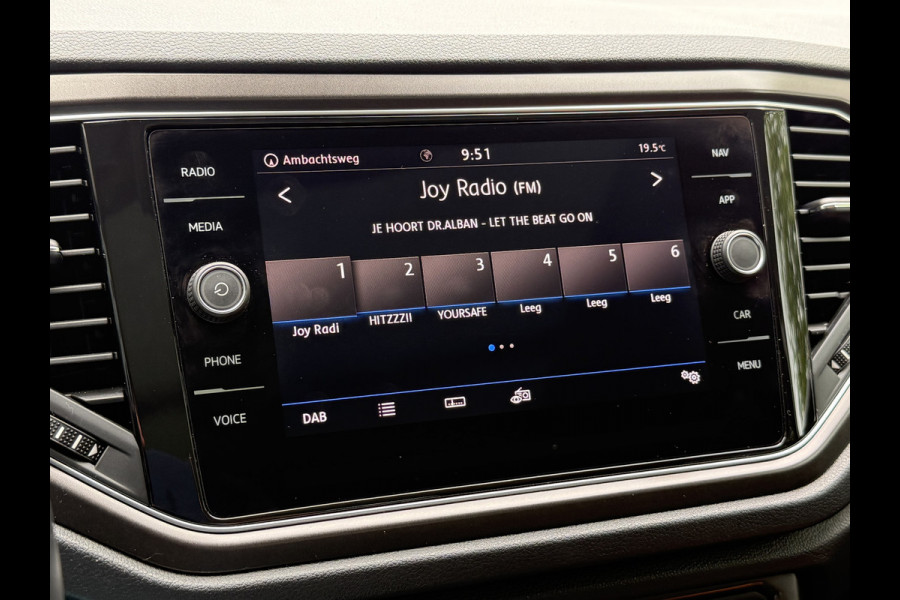 Volkswagen T-Roc BWJ 2019 | 1.0 TSI 116PK Style | PANO | CLIMA | NAVI | 17'' LMV | LED | PRIVACY GLASS