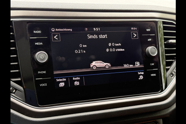 Volkswagen T-Roc BWJ 2019 | 1.0 TSI 116PK Style | PANO | CLIMA | NAVI | 17'' LMV | LED | PRIVACY GLASS