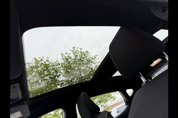 Ford Fiesta BWJ 2018 | 1.0T 100PK Active First Ed | PANO | CLIMA | NAVI | SPORTSTOELEN | CRUISE | TREKHAAK | PDC |