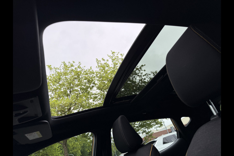 Ford Fiesta BWJ 2018 | 1.0T 100PK Active First Ed | PANO | CLIMA | NAVI | SPORTSTOELEN | CRUISE | TREKHAAK | PDC |