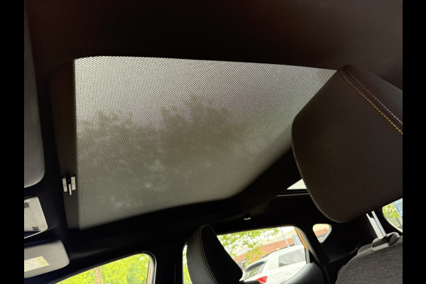 Ford Fiesta BWJ 2018 | 1.0T 100PK Active First Ed | PANO | CLIMA | NAVI | SPORTSTOELEN | CRUISE | TREKHAAK | PDC |
