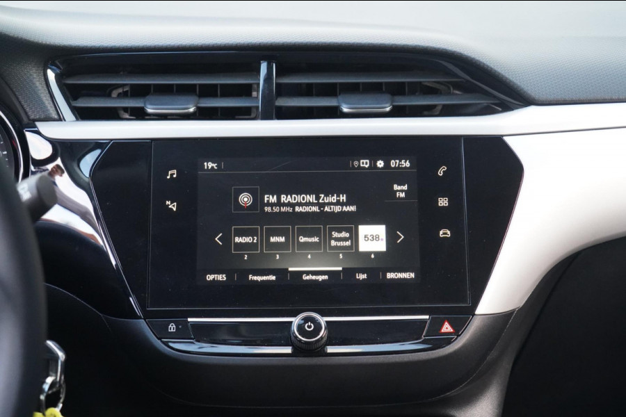 Opel Corsa 1.2 Edition / Navigatie / Camera / Cruise / Carplay / Airco