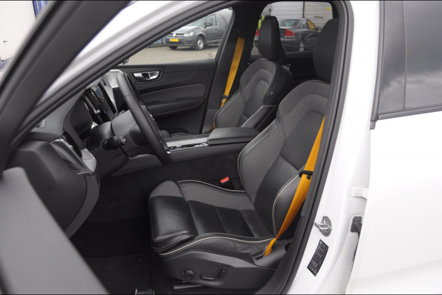 Volvo XC60 T8 455PK Automaat AWD Polestar Engineered Head-up display / Bowers en Wilkins audio / Panoramadak / BLIS / Elektrisch bedienbare voorstoelen / Memory seats / Verwarmbare stoelen / Keyless entry /
