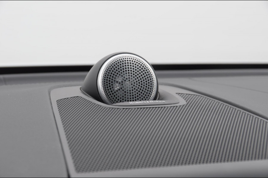 Volvo XC60 T8 455PK Automaat AWD Polestar Engineered Head-up display / Bowers en Wilkins audio / Panoramadak / BLIS / Elektrisch bedienbare voorstoelen / Memory seats / Verwarmbare stoelen / Keyless entry /