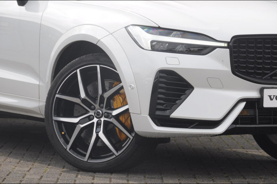 Volvo XC60 T8 455PK Automaat AWD Polestar Engineered Head-up display / Bowers en Wilkins audio / Panoramadak / BLIS / Elektrisch bedienbare voorstoelen / Memory seats / Verwarmbare stoelen / Keyless entry /