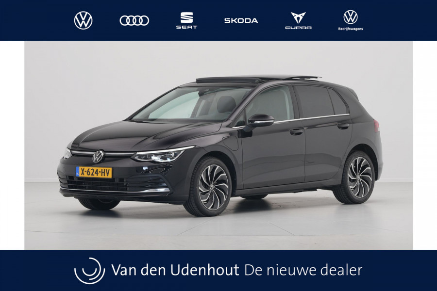 Volkswagen Golf 1.4 eHybrid 204pk Panorama Navi via app Camera Side assist 338