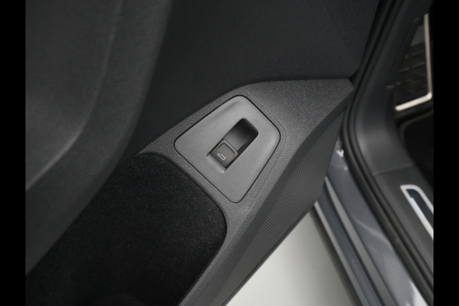 Seat Tarraco 1.5 TSI 150pk DSG FR Business Intense Panorama Navigatie Trekhaak Stoelverwarming v + a 6