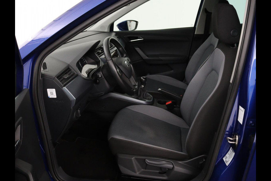 Seat Arona 1.0 TSI Style | Carplay | Climate control | Navigatie | Parkeerhulp | Cruise control | Bluetooth | Getint glas