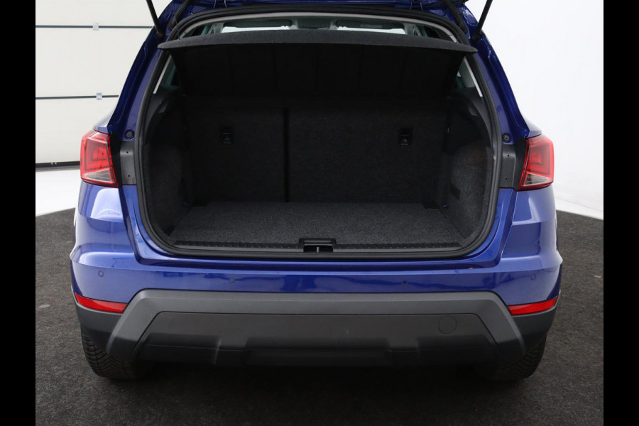 Seat Arona 1.0 TSI Style | Carplay | Climate control | Navigatie | Parkeerhulp | Cruise control | Bluetooth | Getint glas