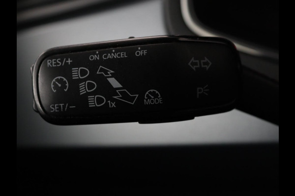 Seat Arona 1.0 TSI Style | Carplay | Climate control | Navigatie | Parkeerhulp | Cruise control | Bluetooth | Getint glas