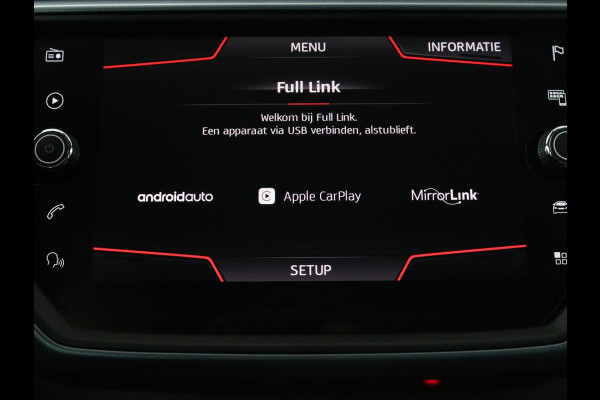 Seat Arona 1.0 TSI Style | Carplay | Climate control | Navigatie | Parkeerhulp | Cruise control | Bluetooth | Getint glas
