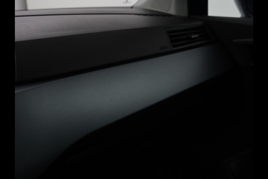 Seat Arona 1.0 TSI Style | Carplay | Climate control | Navigatie | Parkeerhulp | Cruise control | Bluetooth | Getint glas