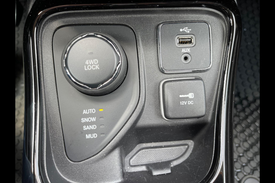 Jeep Compass 1.4 MultiAir Opening Edition 4x4 AUTOMAAT LEER NAVI CAMERA TREKHAAK