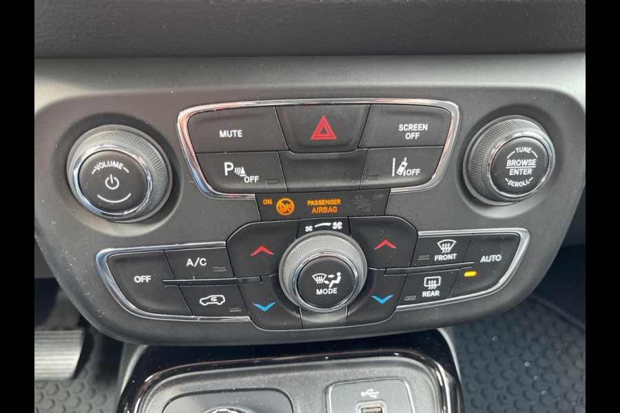 Jeep Compass 1.4 MultiAir Opening Edition 4x4 AUTOMAAT LEER NAVI CAMERA TREKHAAK