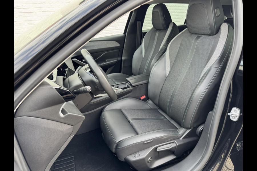 Peugeot 308 1.2 PureTech Allure Adaptive cruise Climate control Stoelverwarming AppleCarplay / Android Auto Navigatie