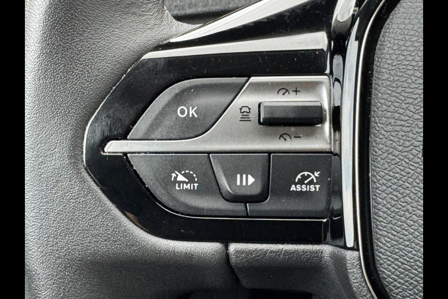 Peugeot 308 1.2 PureTech Allure Adaptive cruise Climate control Stoelverwarming AppleCarplay / Android Auto Navigatie