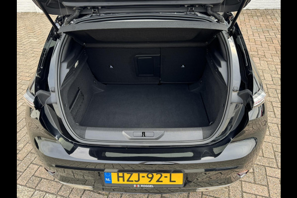 Peugeot 308 1.2 PureTech Allure Adaptive cruise Climate control Stoelverwarming AppleCarplay / Android Auto Navigatie