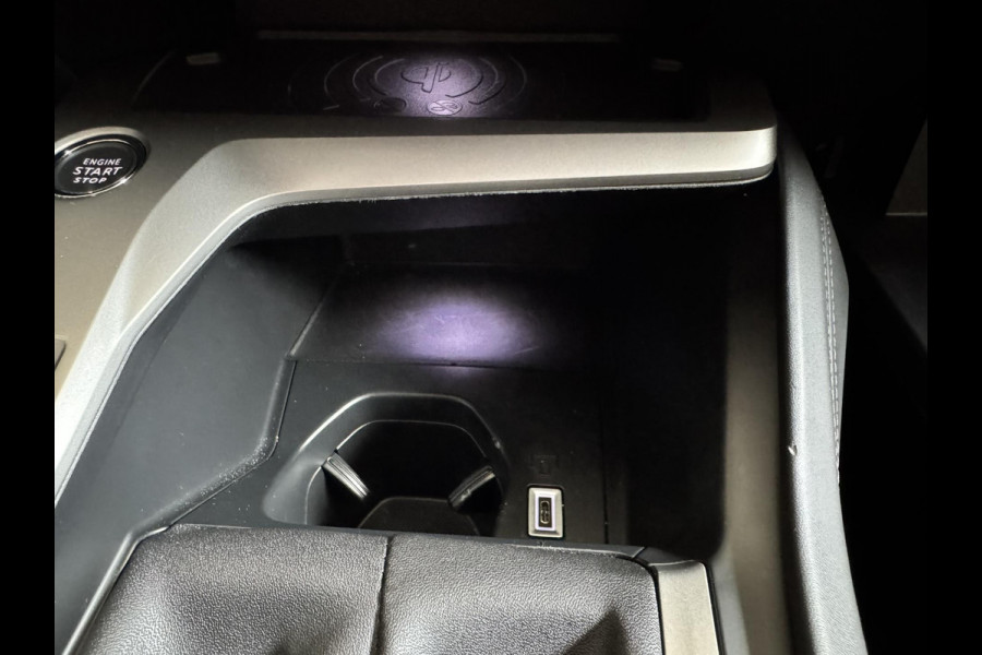 Peugeot 308 1.2 PureTech Allure Adaptive cruise Climate control Stoelverwarming AppleCarplay / Android Auto Navigatie