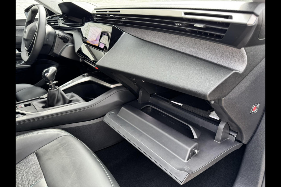 Peugeot 308 1.2 PureTech Allure Adaptive cruise Climate control Stoelverwarming AppleCarplay / Android Auto Navigatie