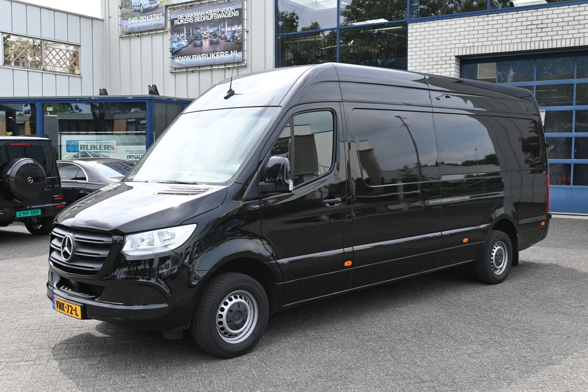 Mercedes-Benz Sprinter 317 CDI L3H2 Laadklep MBUX navigatie met camera, Dodehoek assyst, Etc.