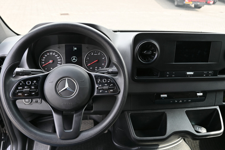 Mercedes-Benz Sprinter 317 CDI L3H2 Laadklep MBUX navigatie met camera, Dodehoek assyst, Etc.