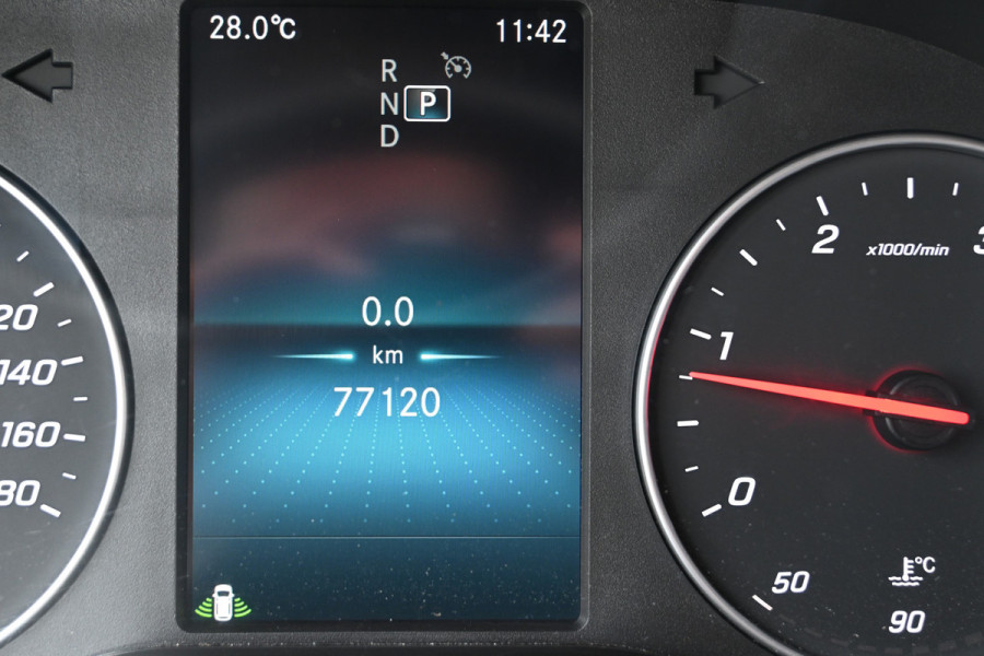 Mercedes-Benz Sprinter 317 CDI L3H2 Laadklep MBUX navigatie met camera, Dodehoek assyst, Etc.
