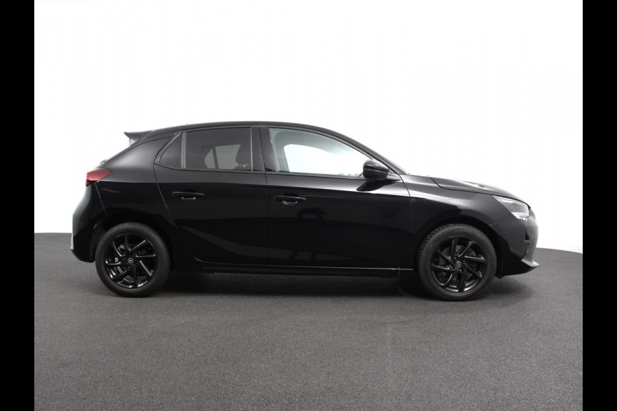 Opel Corsa 1.2 GS Line 131pk Aut. Navigatie Apple Carplay/Android Auto Camera Parkeersensoren Cruise Control Stoelverwarming Getinte ramen Airco