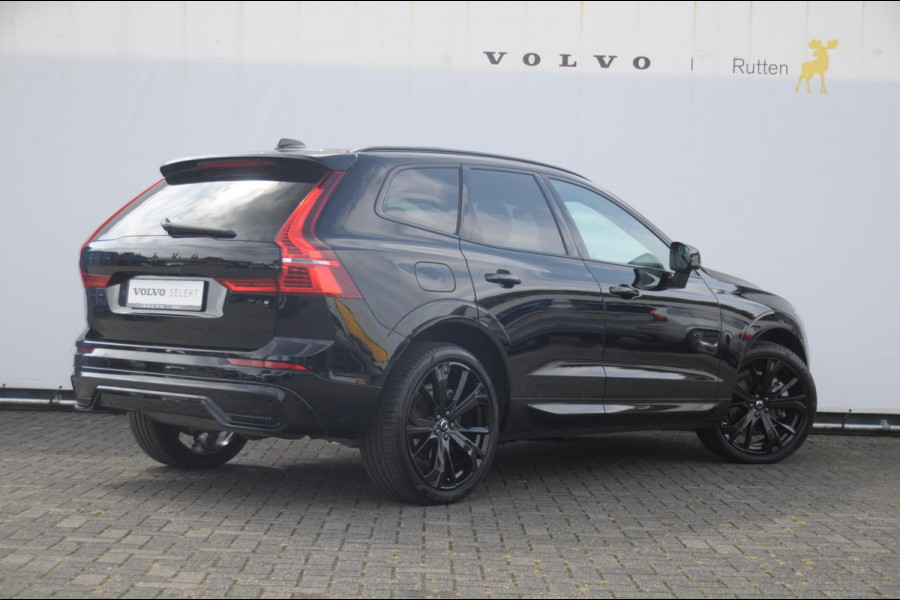 Volvo XC60 T6 350PK Automaat AWD Plus Black Edition / Cruise control / Elektrische achterklep / Apple carplay / parkeersensoren met camera / Elektrische stoelen / Panoramadak / Sportstoelen / Stoel - en stuurwielverwarming / Keyless entry