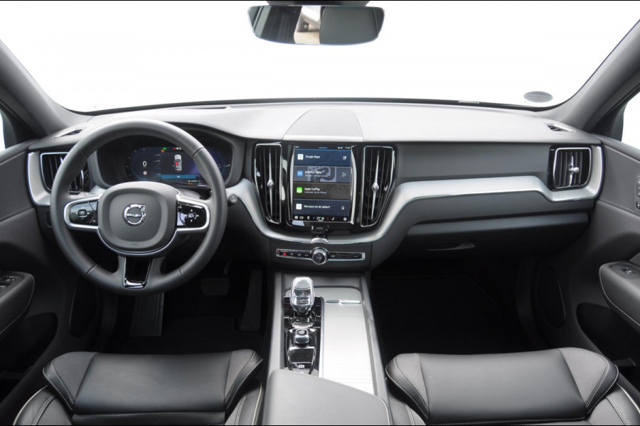 Volvo XC60 T6 350PK Automaat AWD Plus Black Edition / Cruise control / Elektrische achterklep / Apple carplay / parkeersensoren met camera / Elektrische stoelen / Panoramadak / Sportstoelen / Stoel - en stuurwielverwarming / Keyless entry