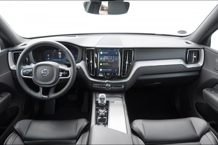 Volvo XC60 T6 350PK Automaat AWD Plus Black Edition / Cruise control / Elektrische achterklep / Apple carplay / parkeersensoren met camera / Elektrische stoelen / Panoramadak / Sportstoelen / Stoel - en stuurwielverwarming / Keyless entry